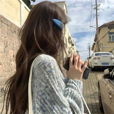 在异国 海报